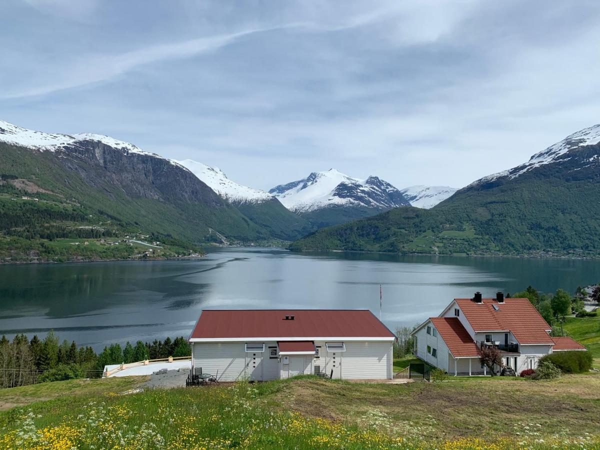 Olden Fjord Apartments Exteriér fotografie