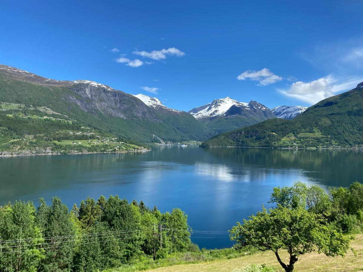 Olden Fjord Apartments Exteriér fotografie